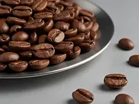 Roasted coffee beans
