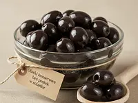 Black olives without pits
