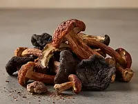 Dried mushrooms (mix of porcini and boletus)