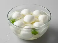 Mozzarella (kulki bocconcini)