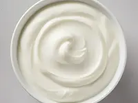 Natural yogurt (full-fat)