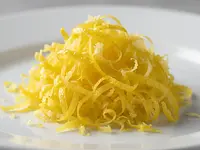 Skórka z cytryny (starte)