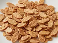 Toasted almond flakes