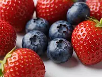 Owoce mieszane (truskawki/borówki)