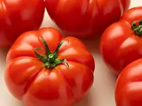 Pomidory świeże