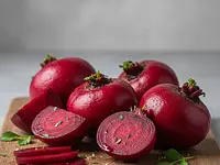 Cooked, peeled red beets