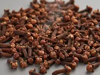 Whole cloves
