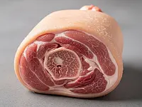 Pork knuckle (without excessively fatty skin)