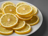 Lemon slices