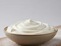 Thick natural yogurt (e.g. Greek)