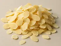 Almond flakes