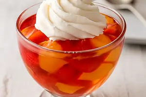 Fruit jelly with whipped cream