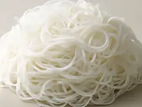 Makaron ryżowy (bún)