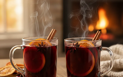 Aromatyczny Grzaniec z Czerwonego Wina i Pomarańczą